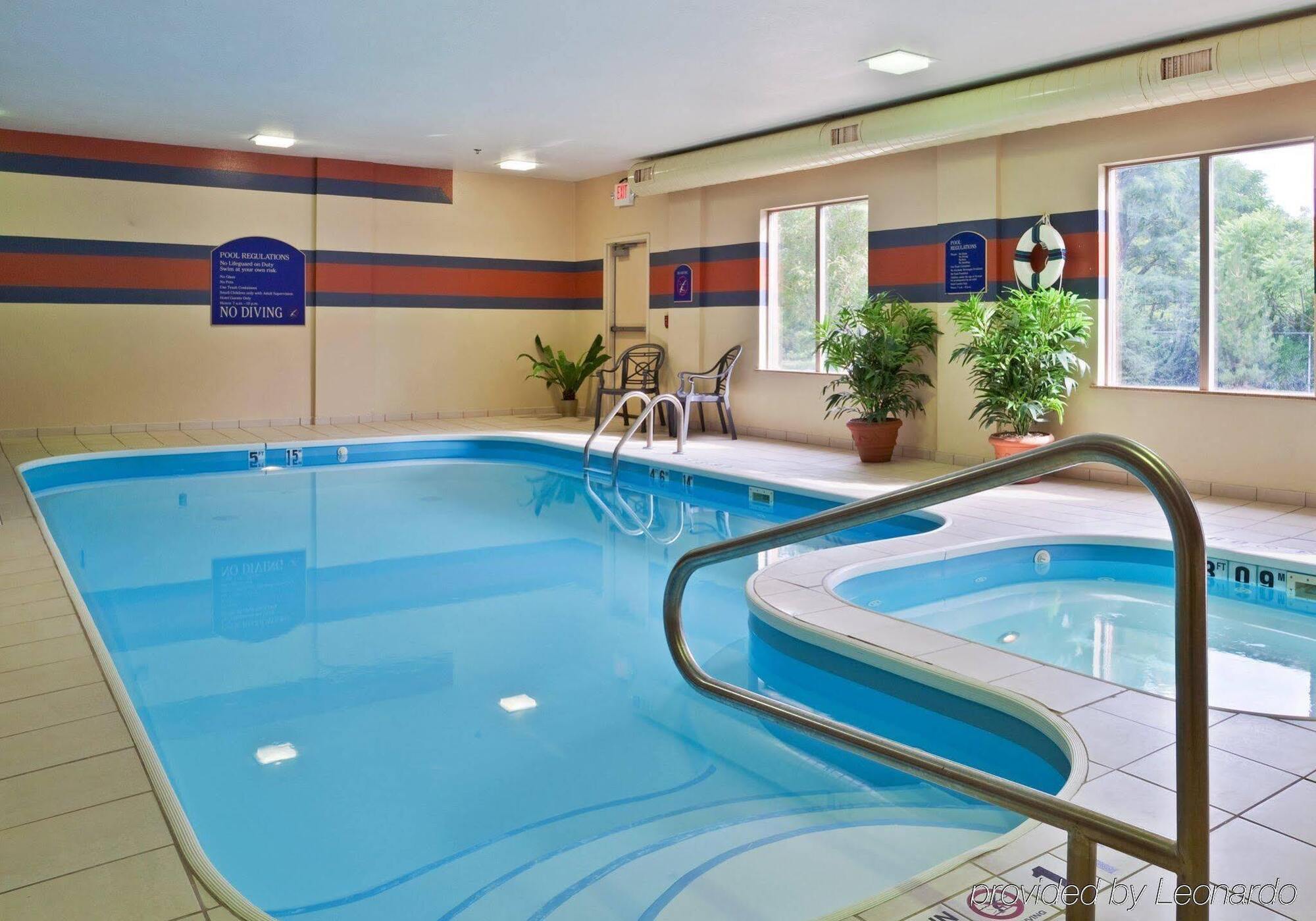 Holiday Inn Express Hotel & Suites Dayton-Centerville By Ihg Exterior foto